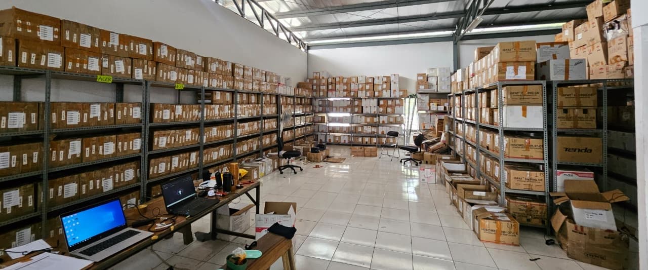 Fasilitas Staging dan QC Inventaris Perangkat Resmi